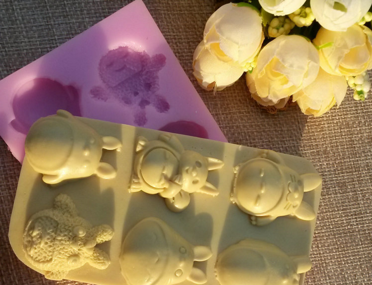 液態硅膠產品有溢料怎么解決 ？